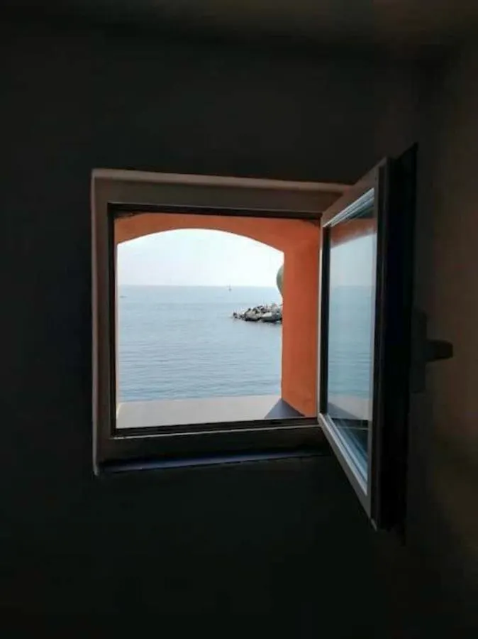 Apartment Casa Sulla Spiaggia Di Boccadasse Genoa